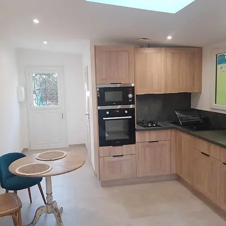 Independant A 公寓 *